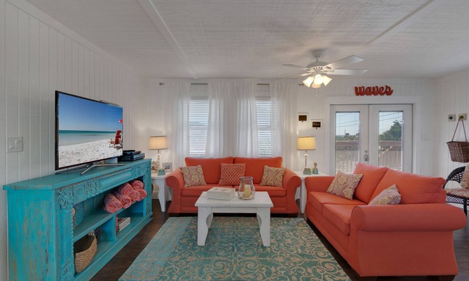 Laguna Beach Estates House | $150/Nt October 11-15th ~ Laguna Beach~5th House from the Perfect Beach Access# 83!