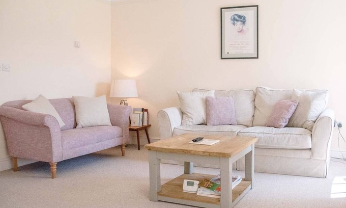 Blythburgh Apartment | 17 Blyth View, Blythburgh