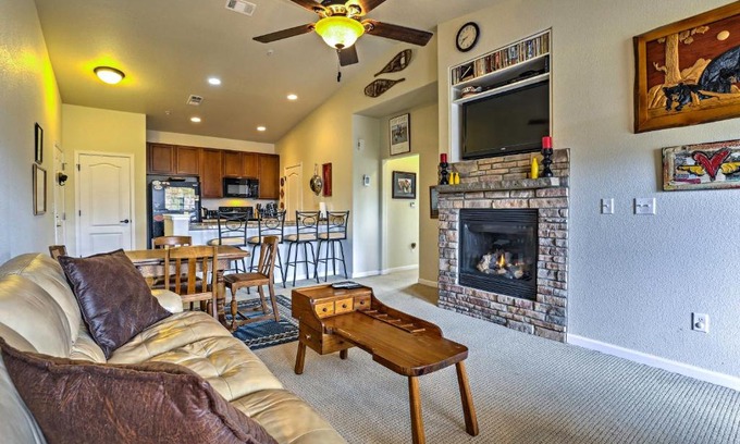 Silvercreek Apartment | 18 Mi to Winter Park Granby Condo with Covered Deck