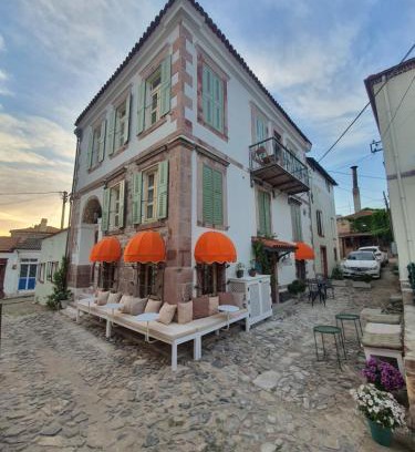 Ayvalik Villa | 1874 Rum Evleri