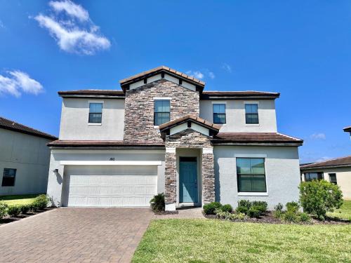 Haines City House | 192KB - Balmoral Resort