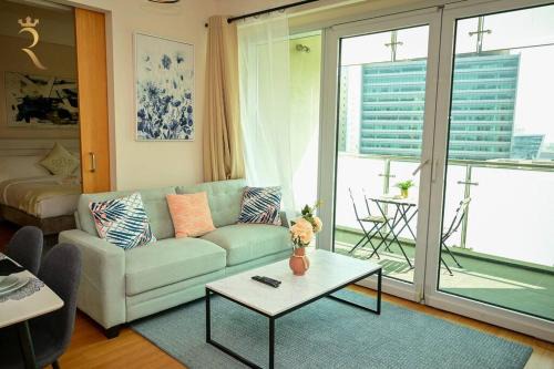 Al Raha Beach Apartment | 1BR Apartment Retreat for Your Getaway In Al Muneera