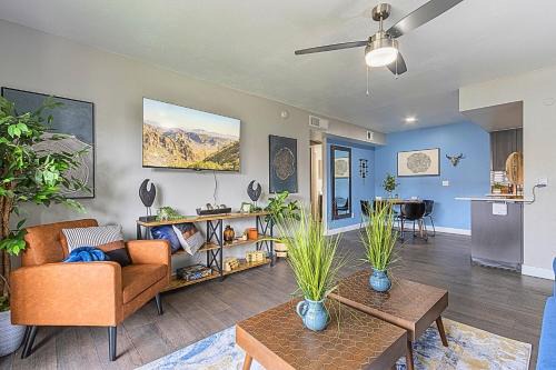 Paradise Valley Village Apartment | 1BR Stone Creek - Walkable Stay with Pool, Family-Friendly - C257