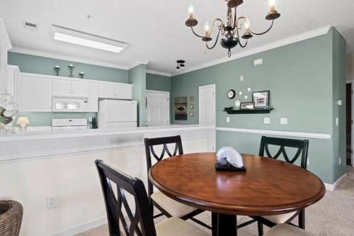 Carolina Forest Apartment | 2-Bdrm condo with designated remote work area/pool