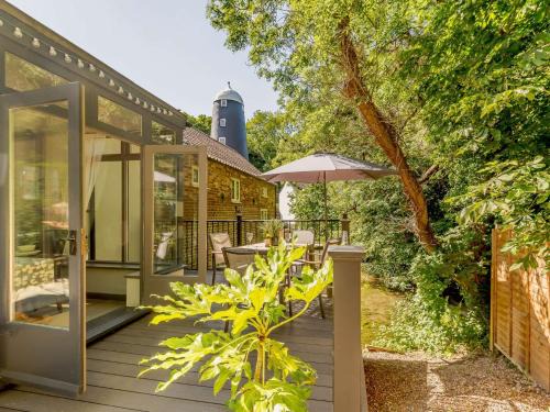 Legbourne House | 2 Bed in Legbourne 88629