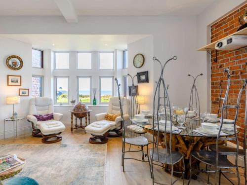 Porthcawl Apartment | 2 Bed in Porthcawl 87294