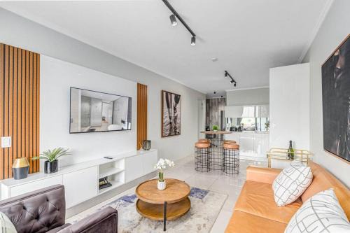 Greater Johannesburg Metropolitan Area Apartment | 2 Bed Luxury Apartment, Ellipse, Waterfall