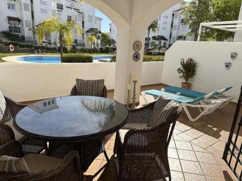San Luis de Sabinillas Apartment | 2 Bed-Sleeps 4-Private Patio-Pool-AirCon