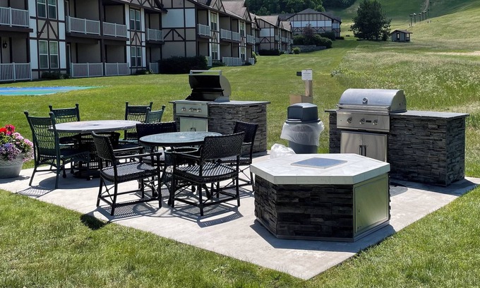 Boyne Falls Resort | 💕🌼🌸 2 bedroom 2 bath suite at Boyne Mountain 2 nights.