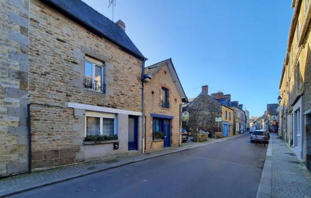 Antrain House | 2 bedroom accommodation in Antrain