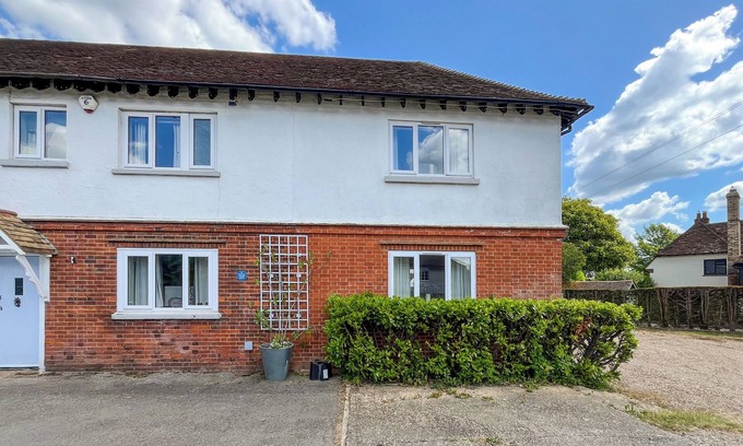 Fairseat Cottage | 2 bedroom accommodation in Meopham, near Harvel