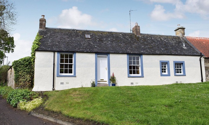 Ceres Cottage | 2 bedroom accommodation in Ceres, near Cupar