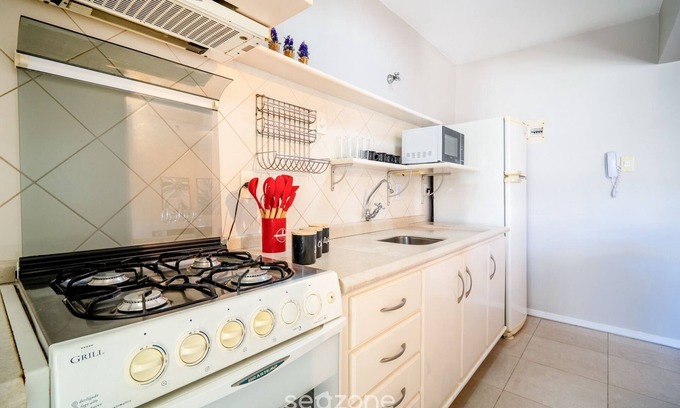 Centro Apartment | 2 Bedroom Apart in the Center of Floripa Jfm0101