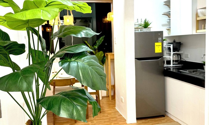 Highway Hills Condo | 2-bedroom condo in terrific Mandaluyong with AC, WiFi. Enjoy your stay