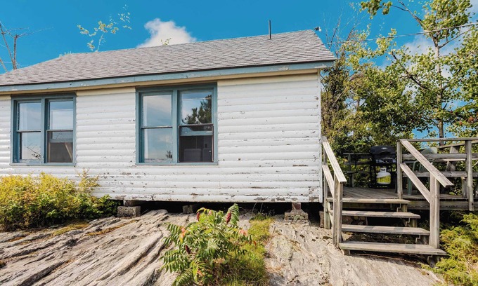 Carling Cabin | 2-Bedroom Cottage with Stunning View - Rockwood #6