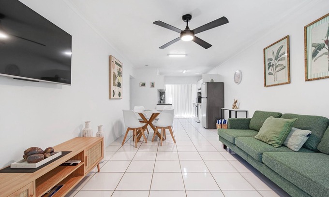 Peregian Beach Apartment | 2 Bedroom Courtyard Suite at Beachcomber Peregian Beach