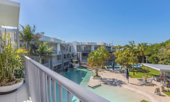 Casuarina Apartment | 2 Bedroom Delight in the heart of Casuarina!