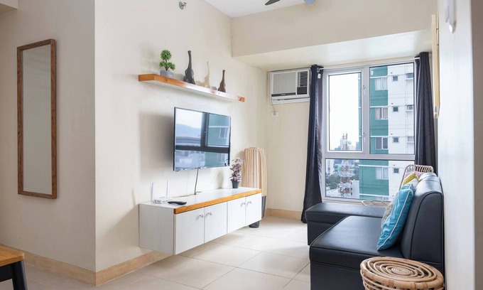Lahug Condo | 2-bedroom Retreat in Avida Riala Prime Location