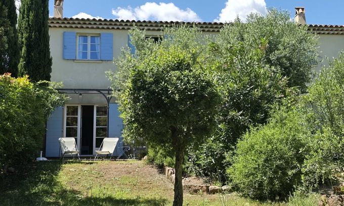 La Motte House | 2-BEDROOM TOWNHOUSE WITH GARDEN (N°531)