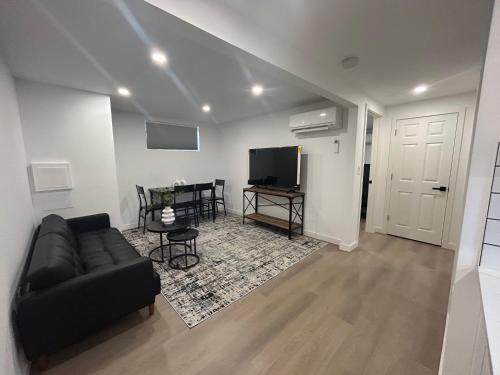 North Beacon Hill Apartment | 2 bedrooms near Downtown, Airport, stadiums, light rail