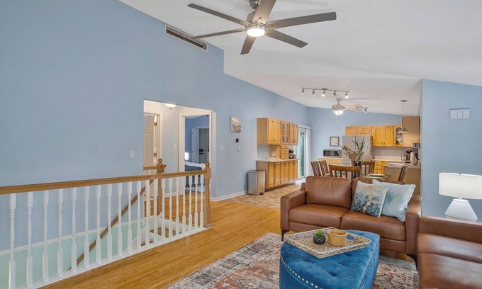 Prince Frederick House | 2 blocks from Bay! Community beach! Boat launch! Kayak! Hike! Fossil Hunt!