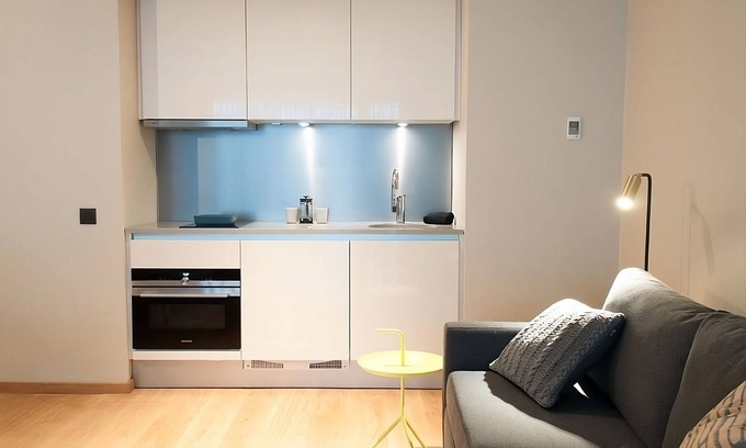 Jewish Quarter House | 2 Family Studios Close to the Museum Aan de Stroom! Covered Parking & Gym!