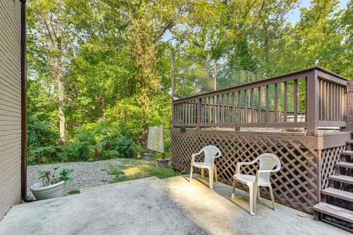 Monroe Apartment | 2 Mi to Downtown Monroe Quiet Apt with Patio