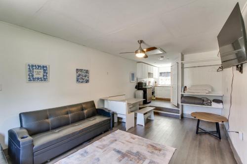 Long Beach Apartment | 2 Mi to Long Beach Waterfront! Convenient Studio