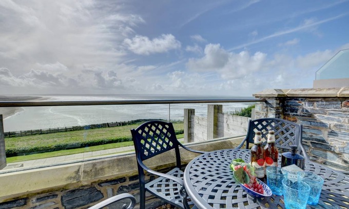Braunton Cottage | 2 Ocean Point