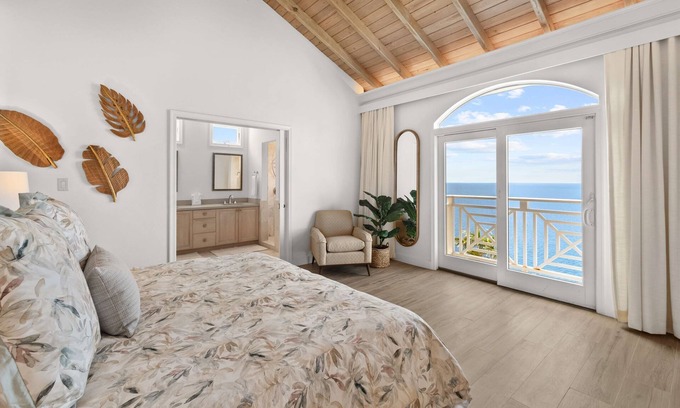 Estate Lovenlund House | 2 Primary Bedrooms - POOL - Sleeps 10!