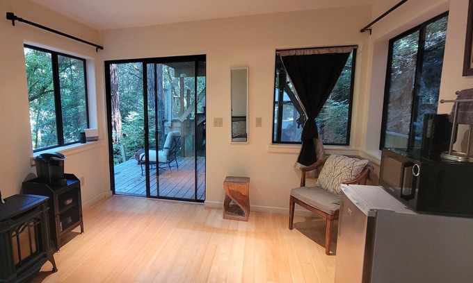 Guerneville Cabin | 2 Rms. Silent Redwoods. Pet OK