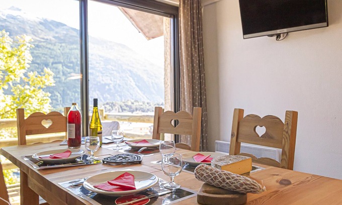 Aussois Apartment | 2-room Apartment in Aussois - 6 people, WIFI, pets allowed