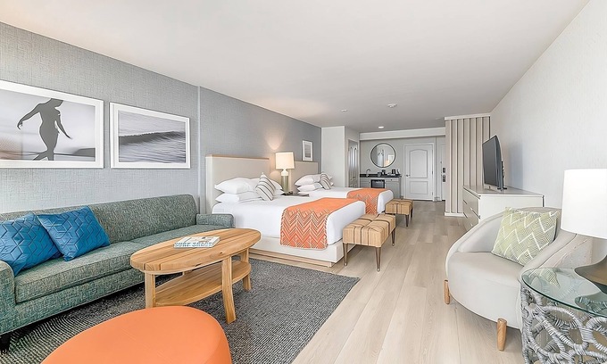 Carlsbad Village Hotel | 2 Units, Ocean Front 2 Queen at Beach Terrace, Outdoor Pool