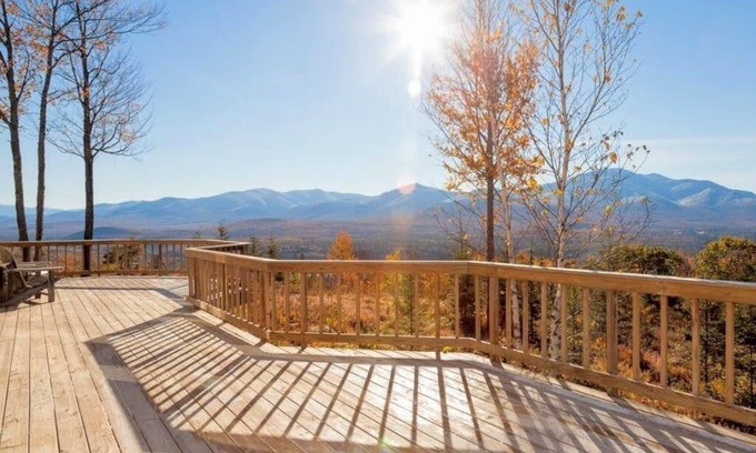 Bethlehem House | 212 Stunning home with breathtaking views, outdoor cedar sauna, great location! Skiing!