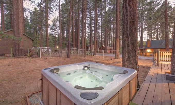 Big Bear Lake Ski Chalet | 2194-Conklin Base Camp Chalet chalet