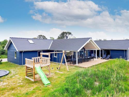 Bratten Strand House | 22 person holiday home in Jerup
