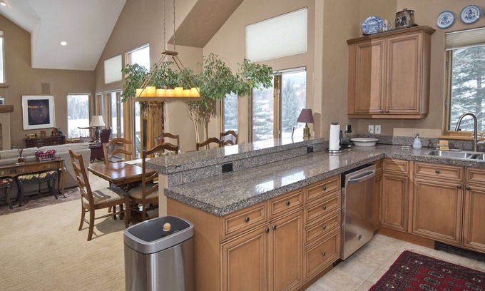 Vail House | 2239a Chamonix 3 Bedroom Home by Redawning