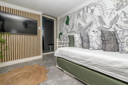 Port Elizabeth Apartment | 236 On Cape