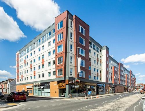 Middlesbrough Apartment | 248 Halls