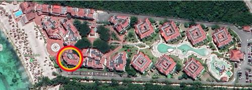 Dominicus Apartment | 2BR Beachfront Cadaques Caribe