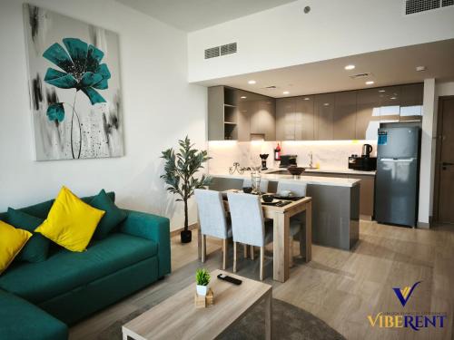 Dubai Apartment | 2BR Sofa Bed Sleep 6 Furjan
