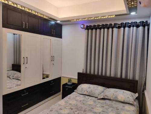 Kafrul Apartment | 3 AC BHK Furnished Apartment for Rent in Mohakhali DOHS Khonikaloy 1
