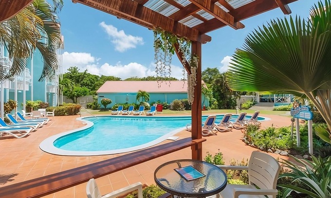 Rodney Bay Hotel | 3 Affordable Accommodations w/Ocean View, Balcony & FREE Parking! Outdoor Pool