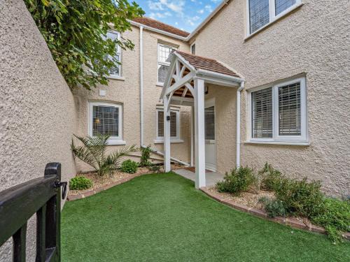 Bognor Regis House | 3 Bed in Bognor Regis 93447