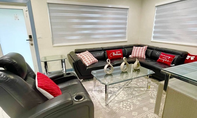 Ives Estates House | 3-bedroom house in lovely Miami with WiFi, AC. Enjoy your stay