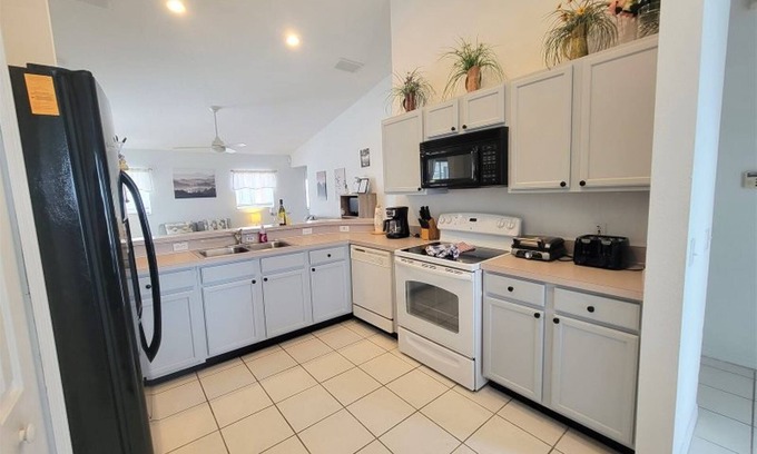 Four Corners Villa | 3 Bedroom Value Plus Home - Private Pool