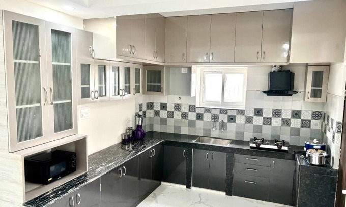 Hyderabad Hotel | 3 Bee's Service Apartments