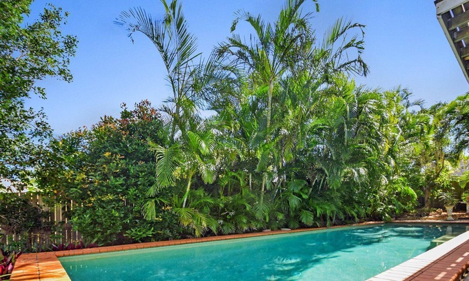 Castaways Beach House | 3 Carribean Court Castaway Beach