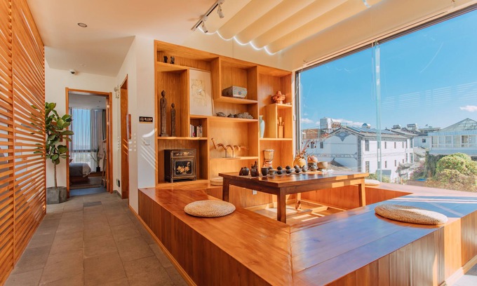 Dali Ancient Town Hotel | 3 Cottages of Deer Inn