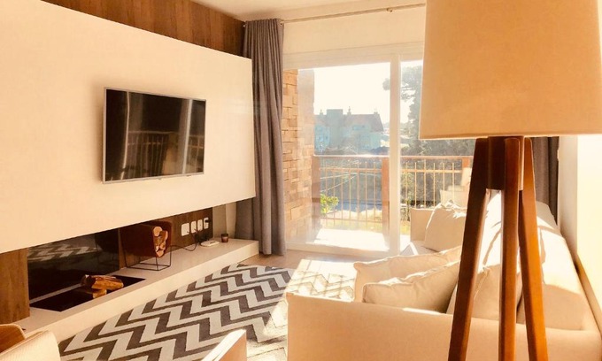 Carniel Apartment | 302|4|COND.LUXO EM GRAMADO| RES. CASA DE PEDRA|